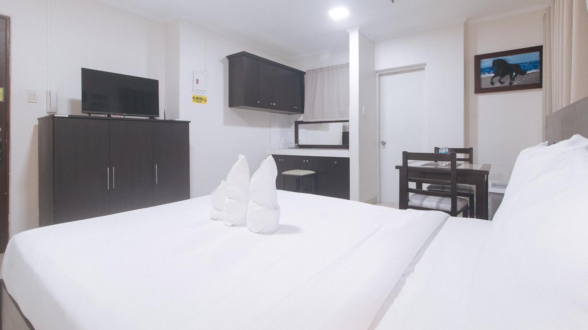 Urbanview At Evangelista Street Makati San Pedro Makati Eksteriør billede