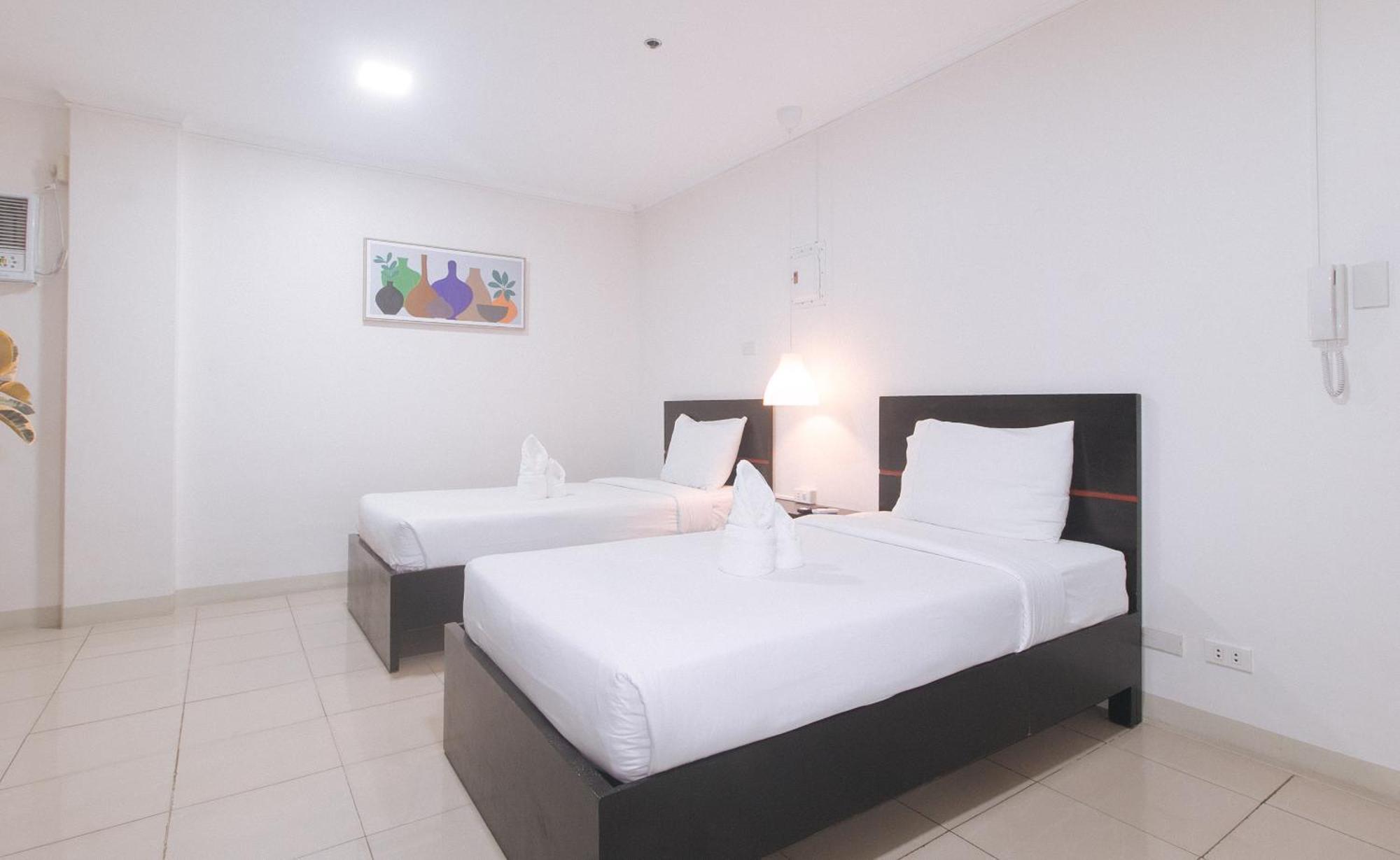 Urbanview At Evangelista Street Makati San Pedro Makati Eksteriør billede