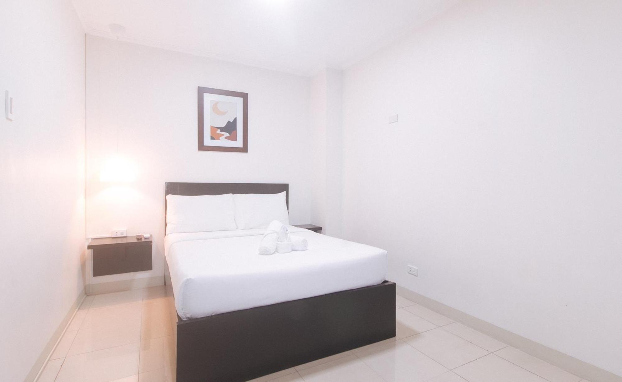 Urbanview At Evangelista Street Makati San Pedro Makati Eksteriør billede